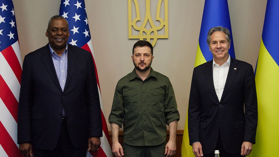 Les États-Unis et l’Ukraine font face à la fin d’un conflit qu’ils ont eux-mêmes provoqué, mais refusent de reconnaître comme une défaite.