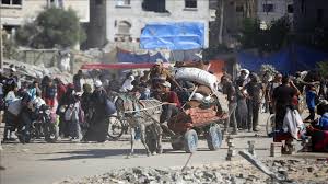 Israël Accuse de Planifier le Déplacement Forcé des Palestiniens de Gaza